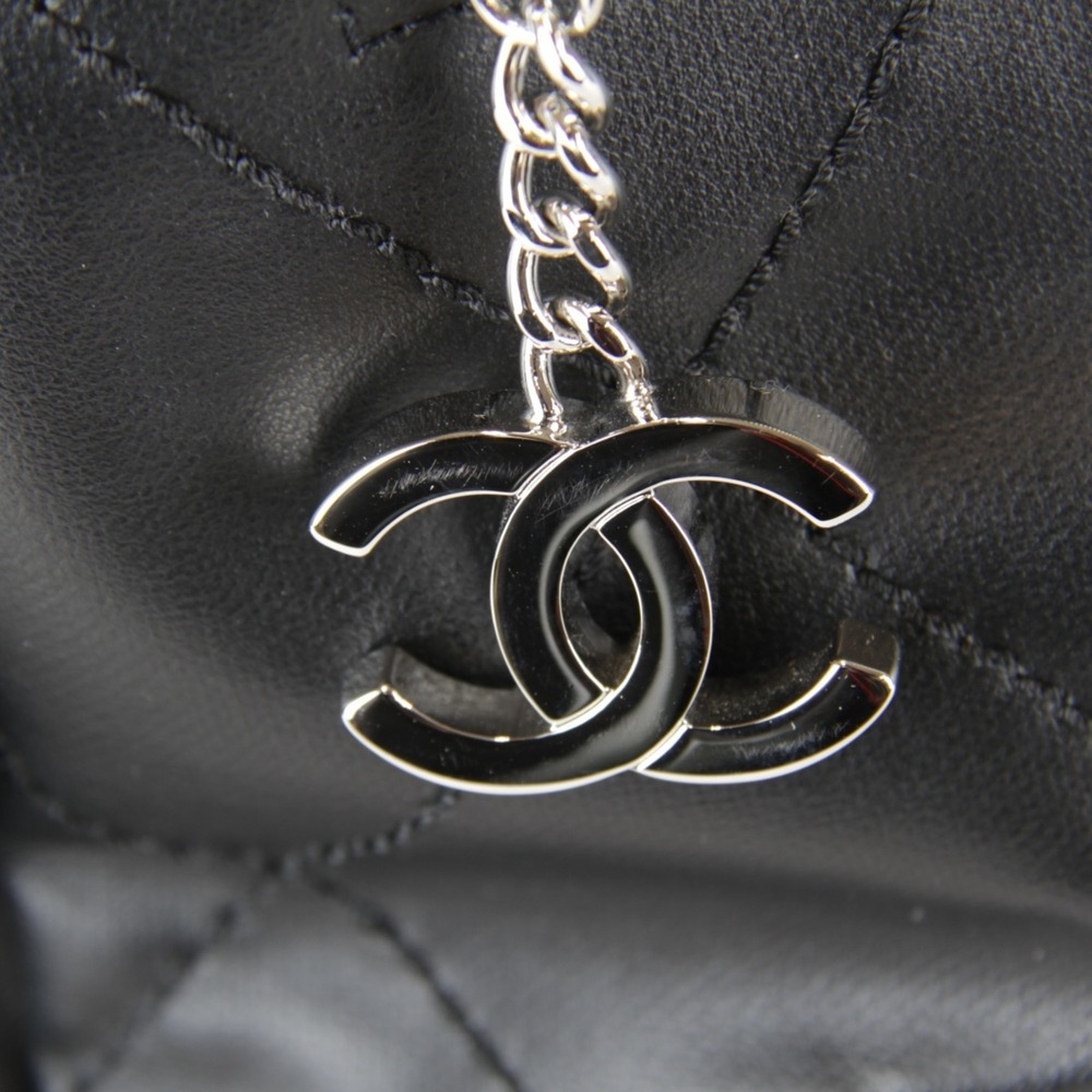 CHANEL Black Canvas Tote Bag - Picture 12 of 16